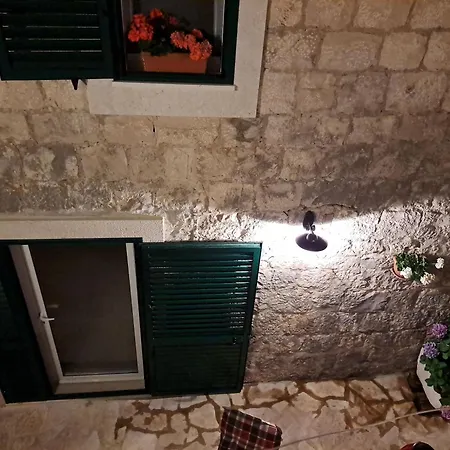 Vikendica House Little Flower *