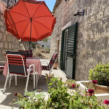 Vikendica House Little Flower