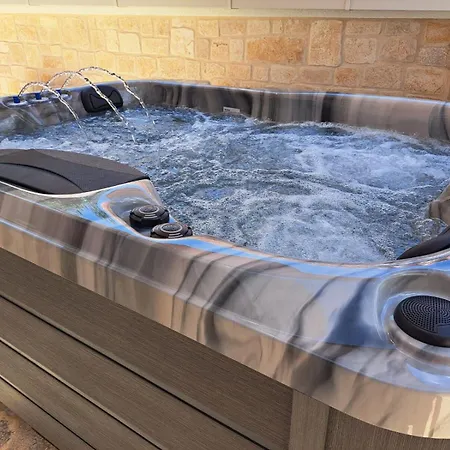 Дом отдыха House Little Flower