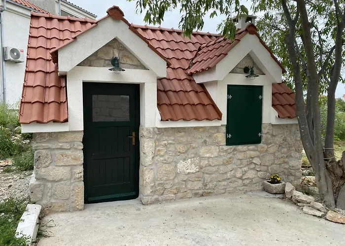 House Little Flower