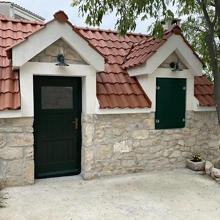 House Little Flower
