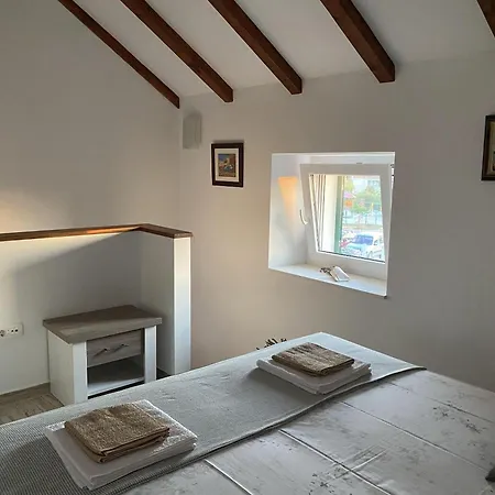 House Little Flower * Trogir