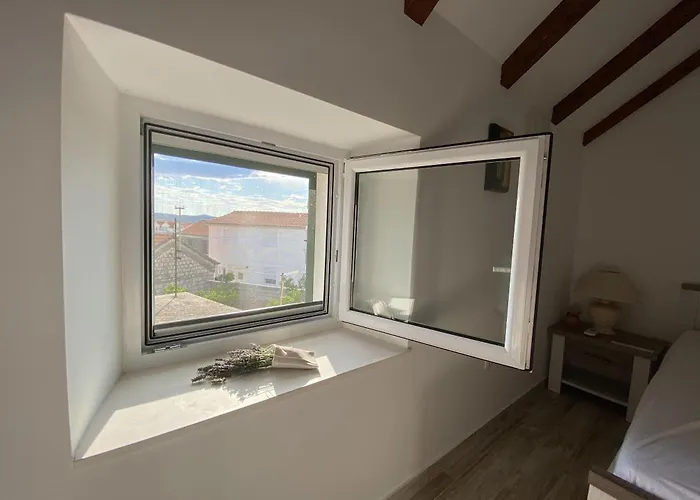 House Little Flower Tatil Evi