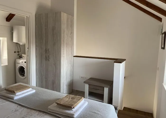 House Little Flower Trogir