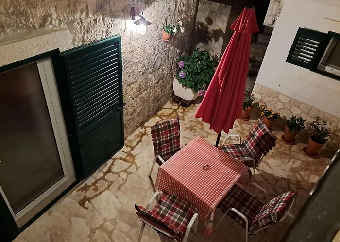 House Little Flower Hébergement de vacances Trogir