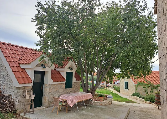 House Little Flower Trogir