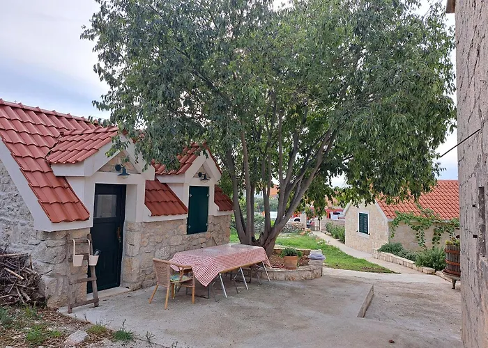 House Little Flower Tatil Evi