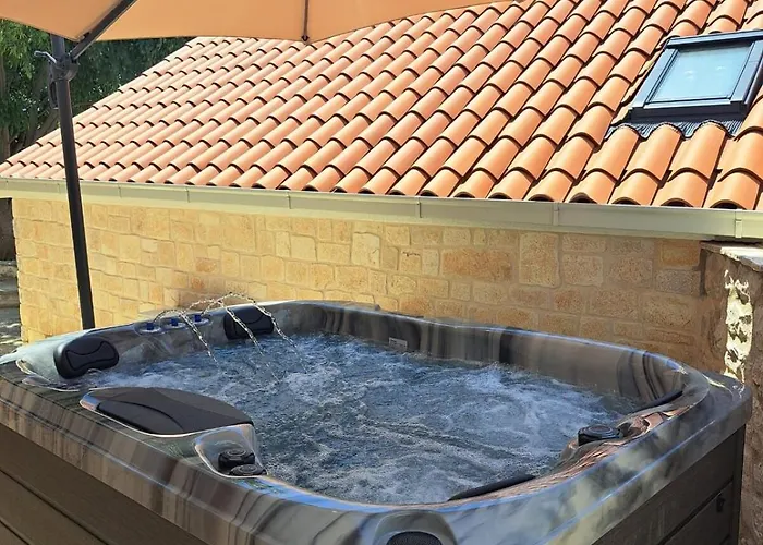 House Little Flower Hébergement de vacances *